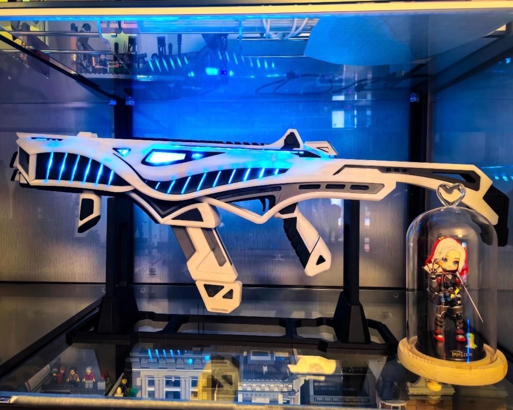 R-99 SMG Reactive Skin-Apex Legends&Titanfall video game Weapon Replica ...